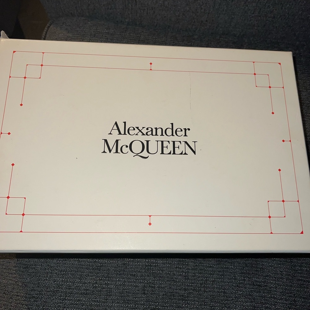 Alexander McQueen Oversized sneaker